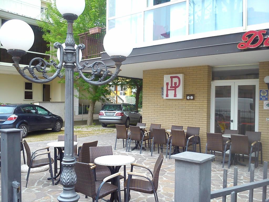 Hotel Darsena Cesenatico Exterior photo